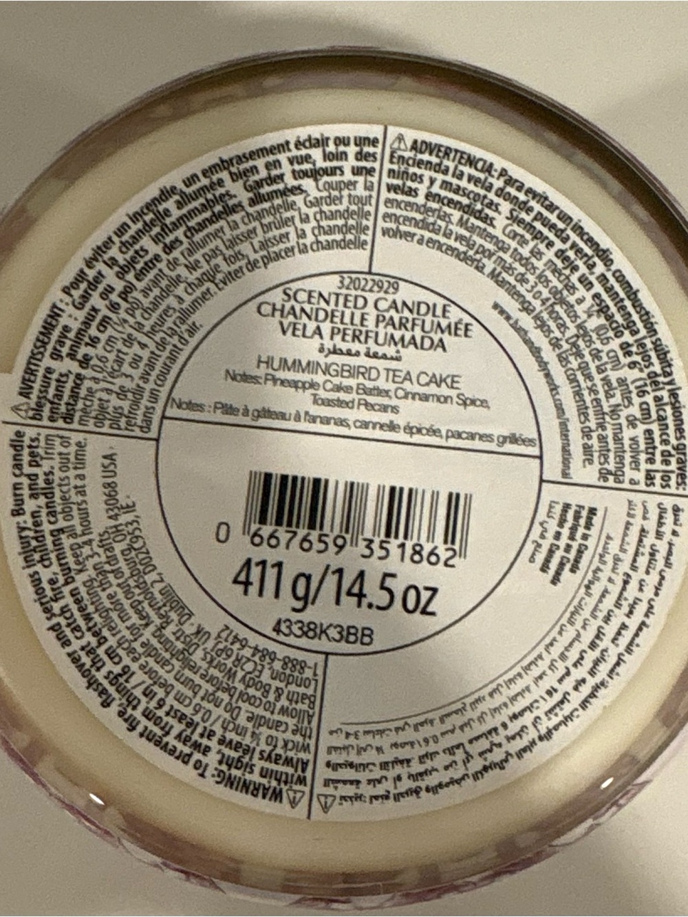Bath & Body Works Hummingbird Tea Cake Candle - Picture 3 of 3